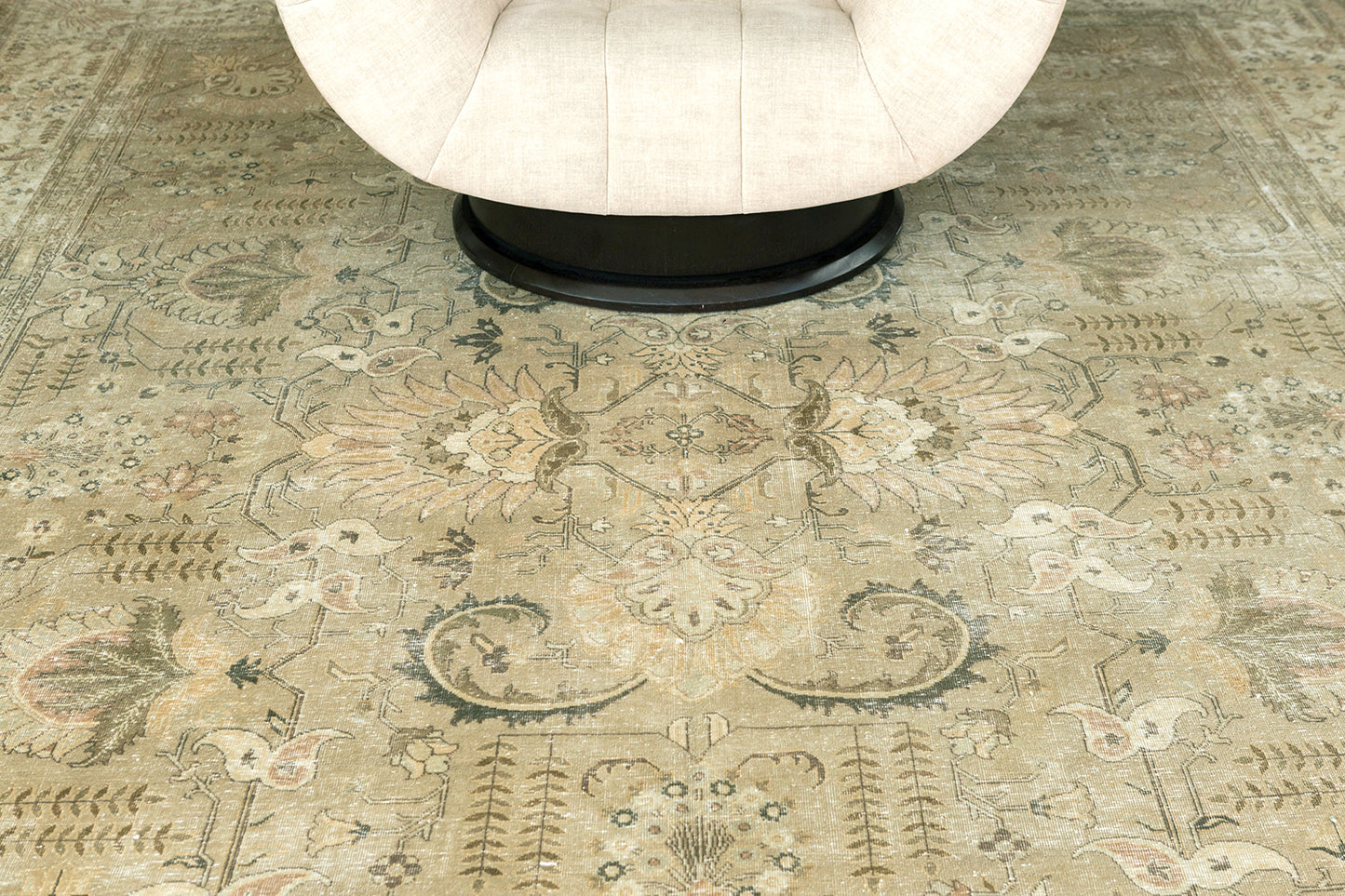 Vintage Persian Tabriz Rug 55035