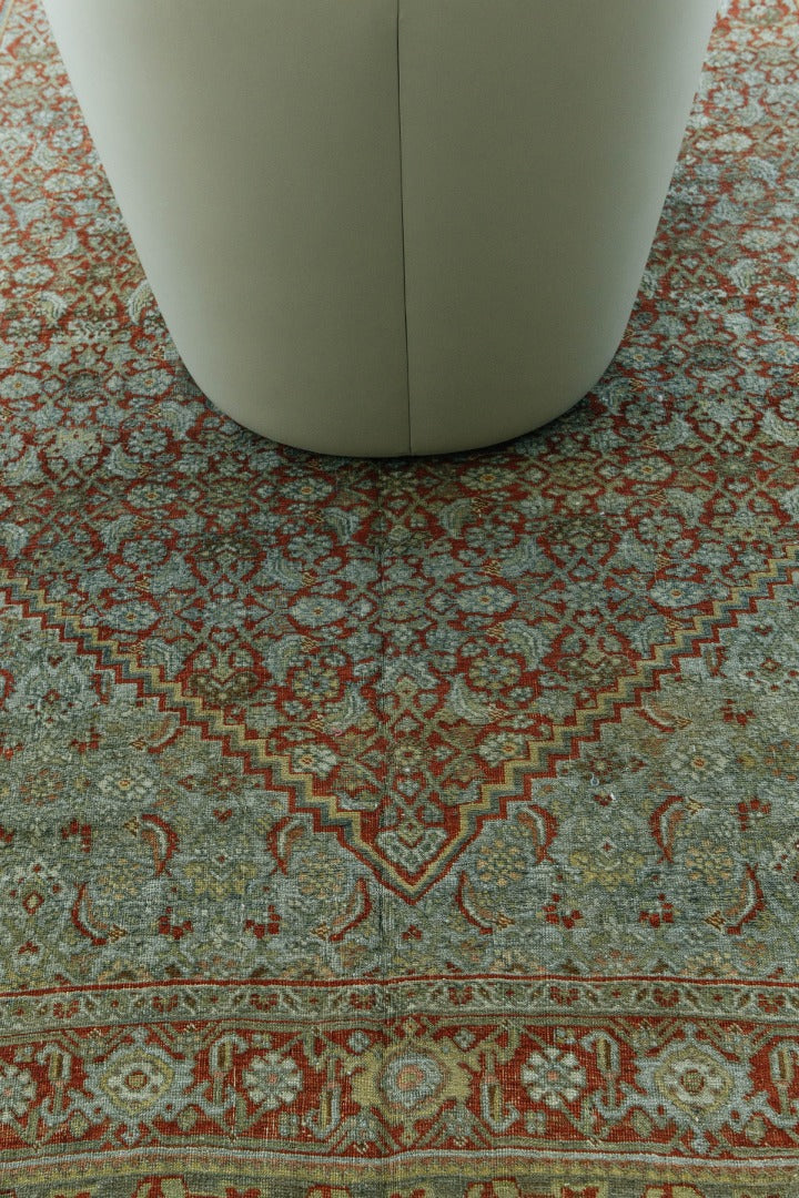 Persian Rug 598 Antique Persian Halvai Bidjar Herati Design 55059