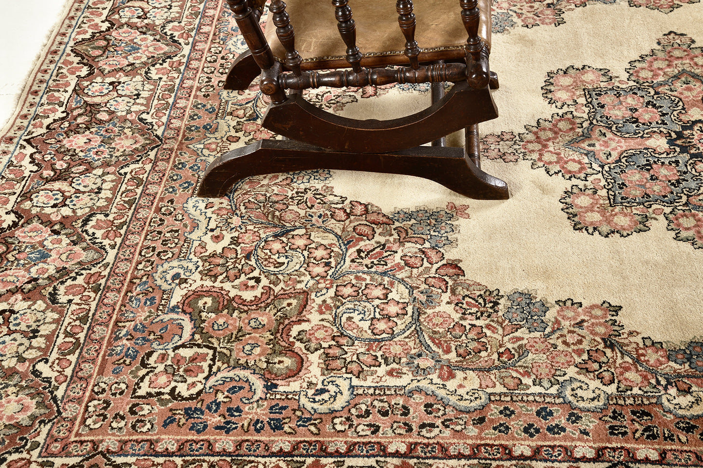 Persian Rug 4116 Vintage Persian Sarouk Rug 55068