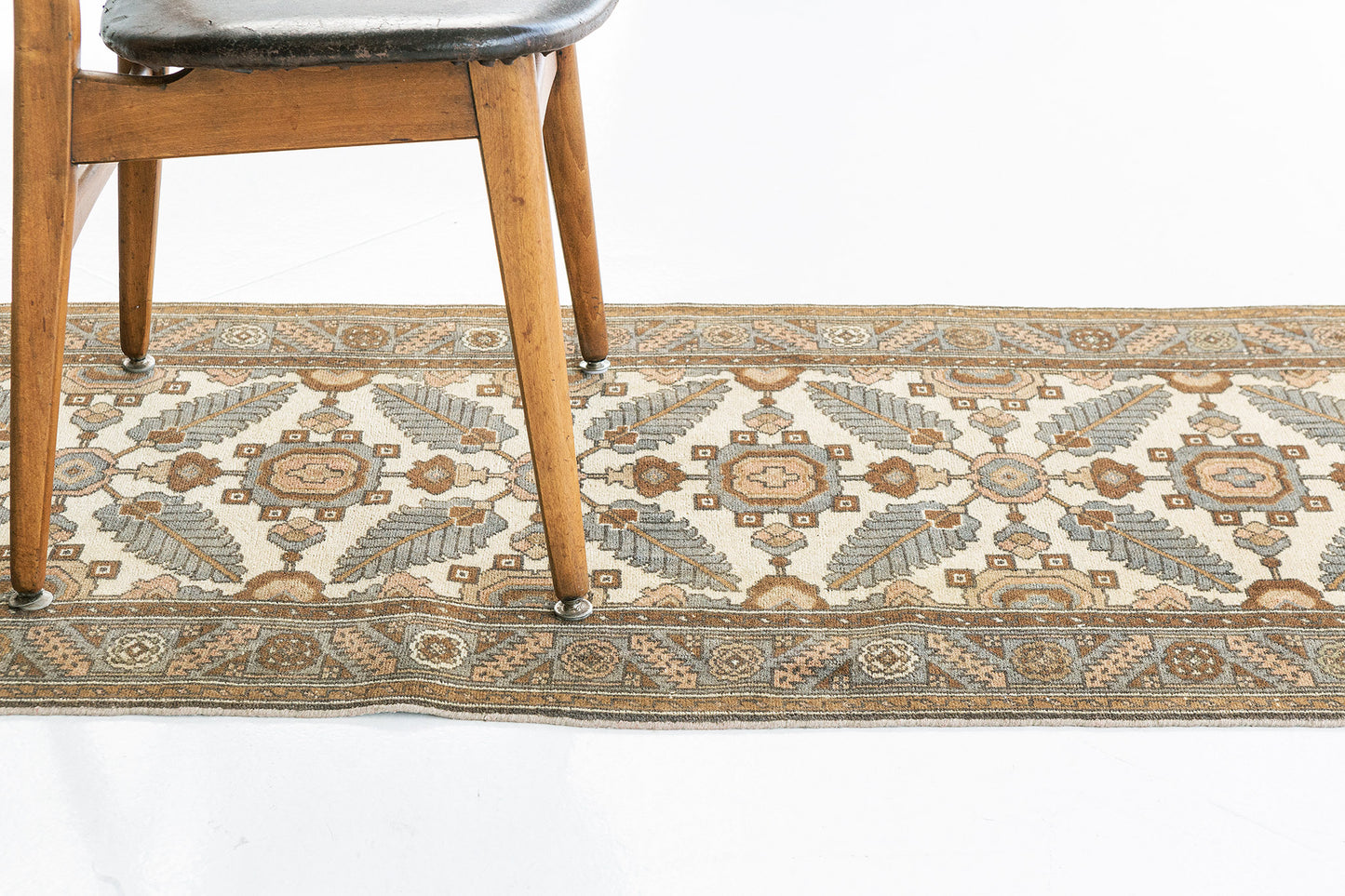 Persian Rug 3888 Vintage Persian Lilihan Runner 55200