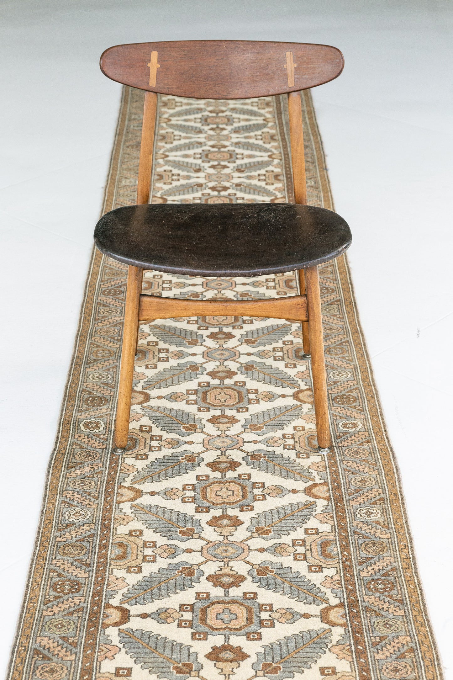 Persian Rug 3886 Vintage Persian Lilihan Runner 55200