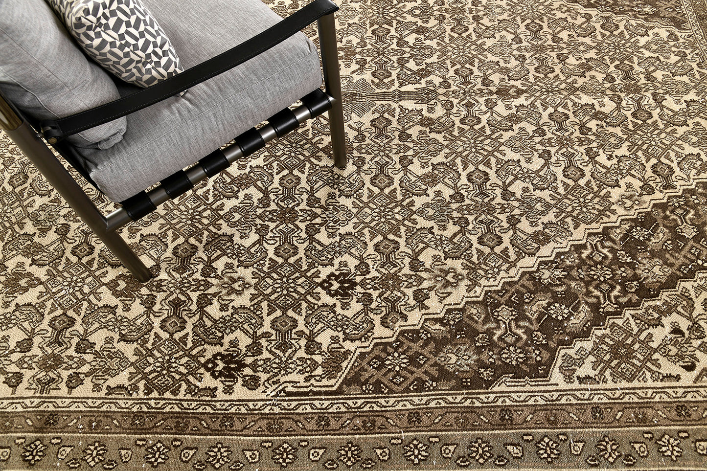 Fine Vintage Persian Hamedan Rug 57319