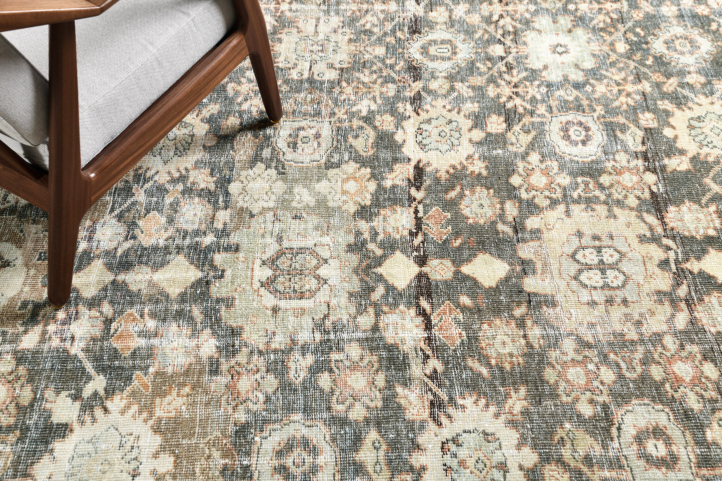 Persian Rug 2130 Antique Persian Sultanabad Rug 57526