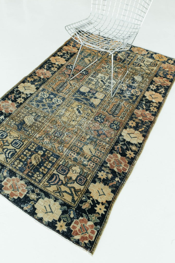 Persian Rug 3305 Vintage Persian Bakhtiari Rug 57740