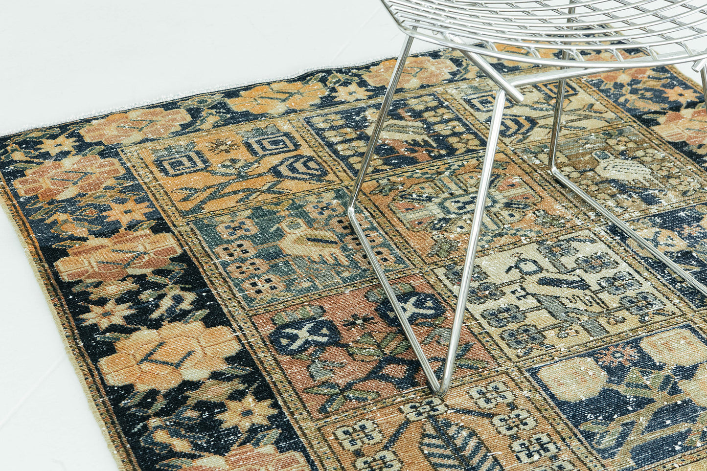 Persian Rug 3301 Vintage Persian Bakhtiari Rug 57740