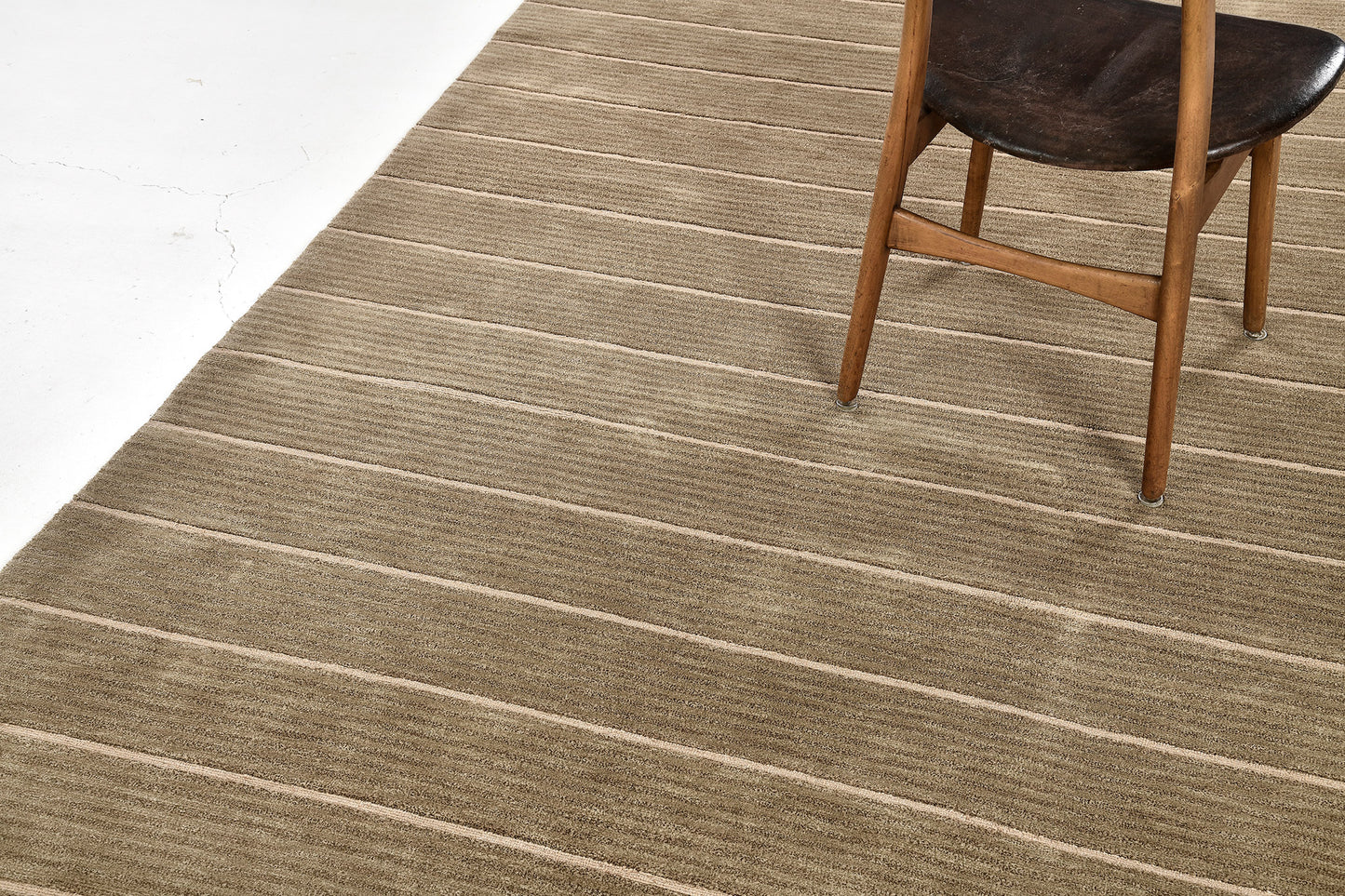 Contemporary Design Rug D213