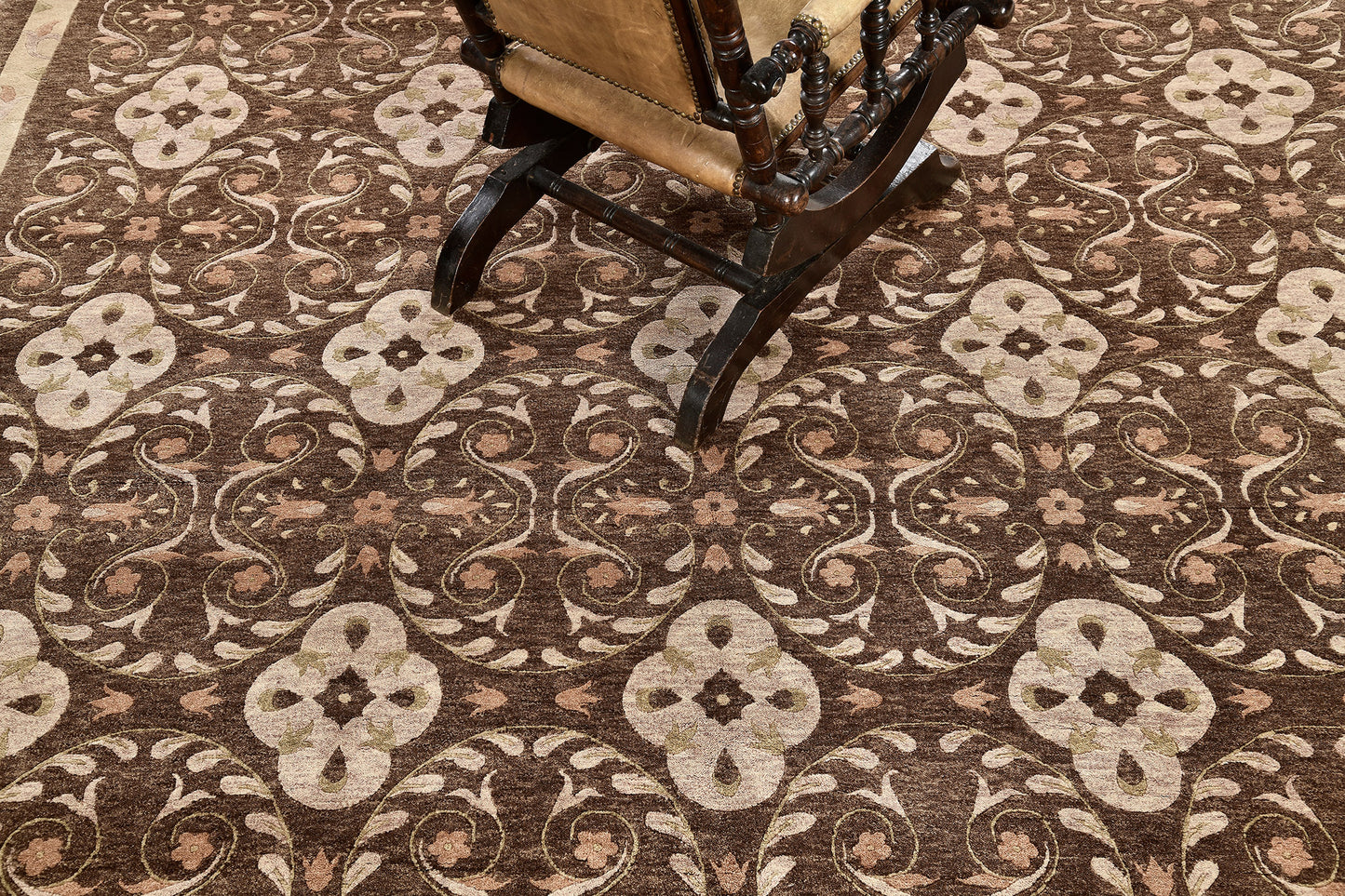 Transitional Design Rug