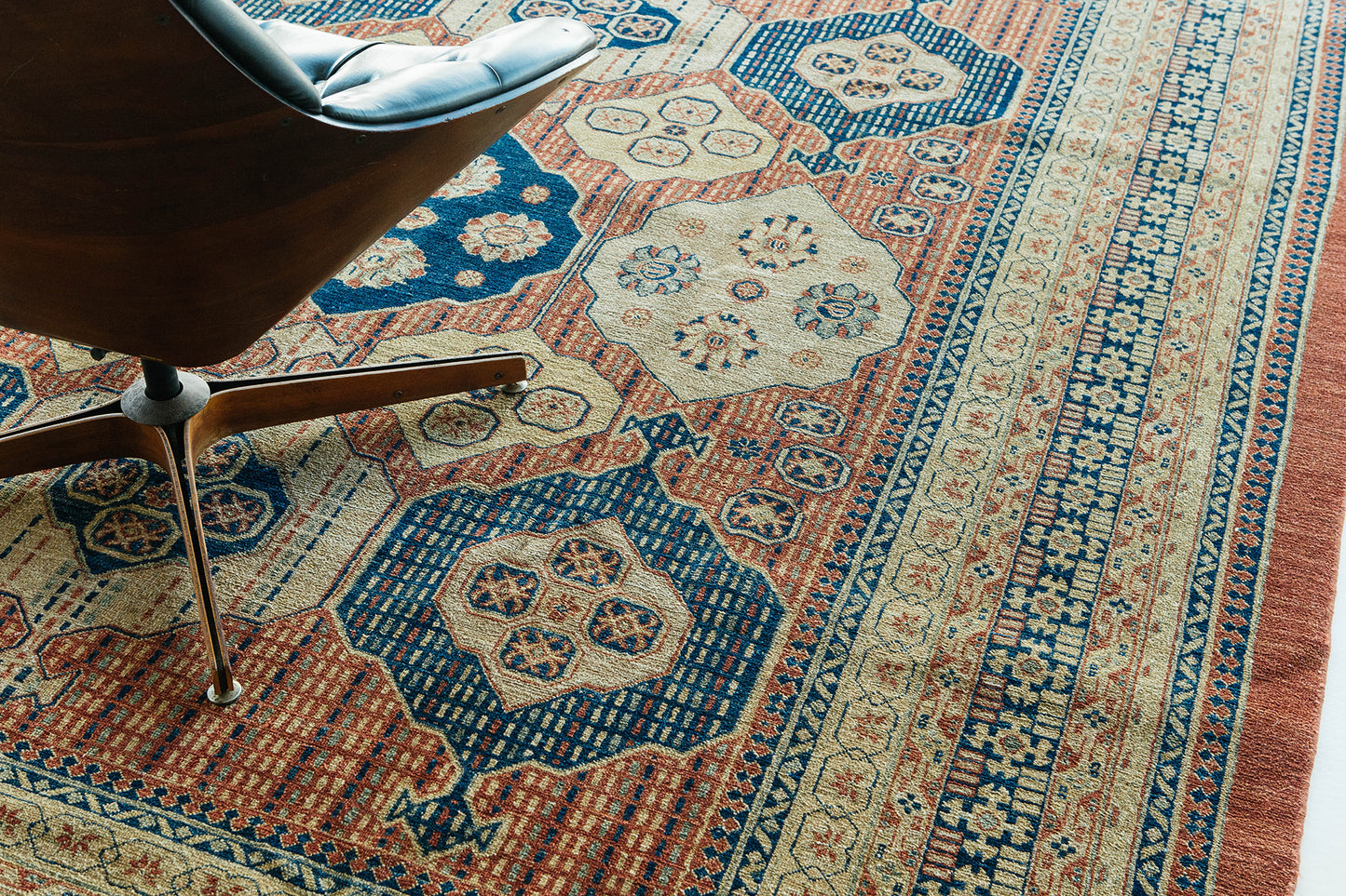 Natural Dye Bidjar Design Carpet D5054 Bliss