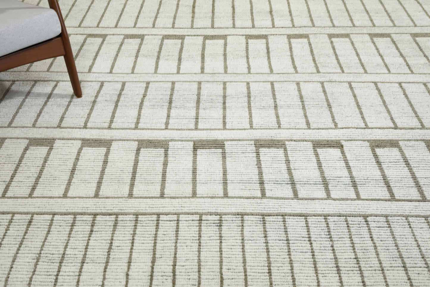 Modern Rug Image 8845 Nebbiolo, Estancia Collection