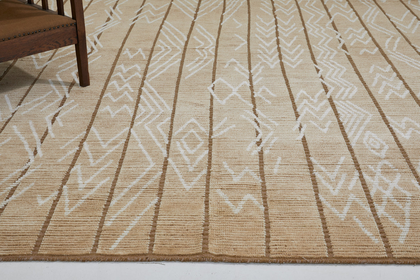 Modern Rug Image 8381 Mourvedre, Estancia Collection