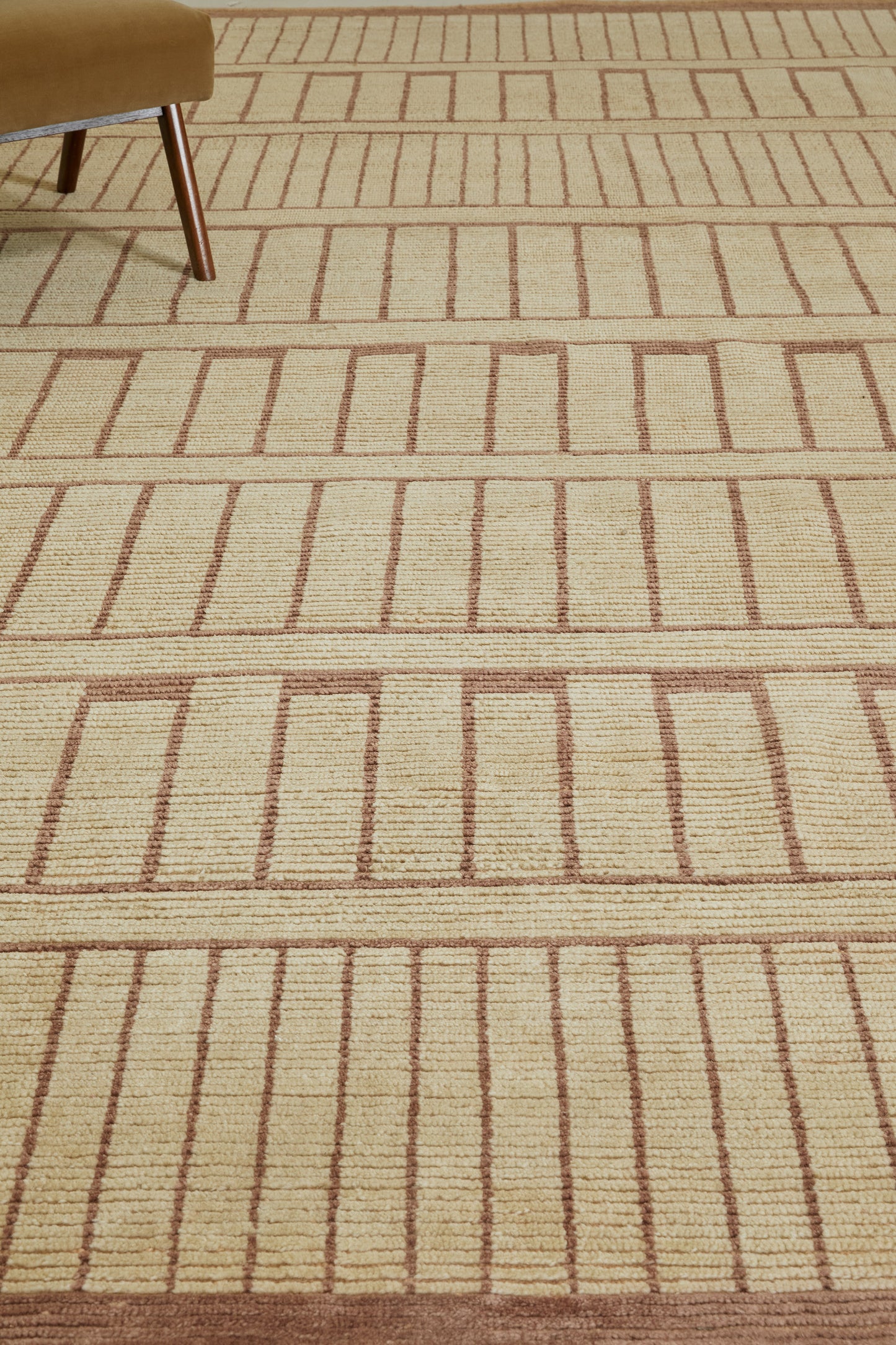 Modern Rug Image 8871 Nebbiolo, Estancia Collection