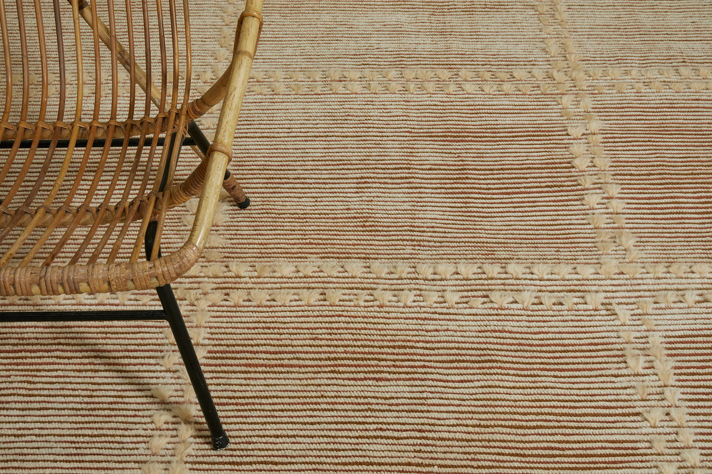 Modern Rug Image 12258 Valdepena, Estancia Collection