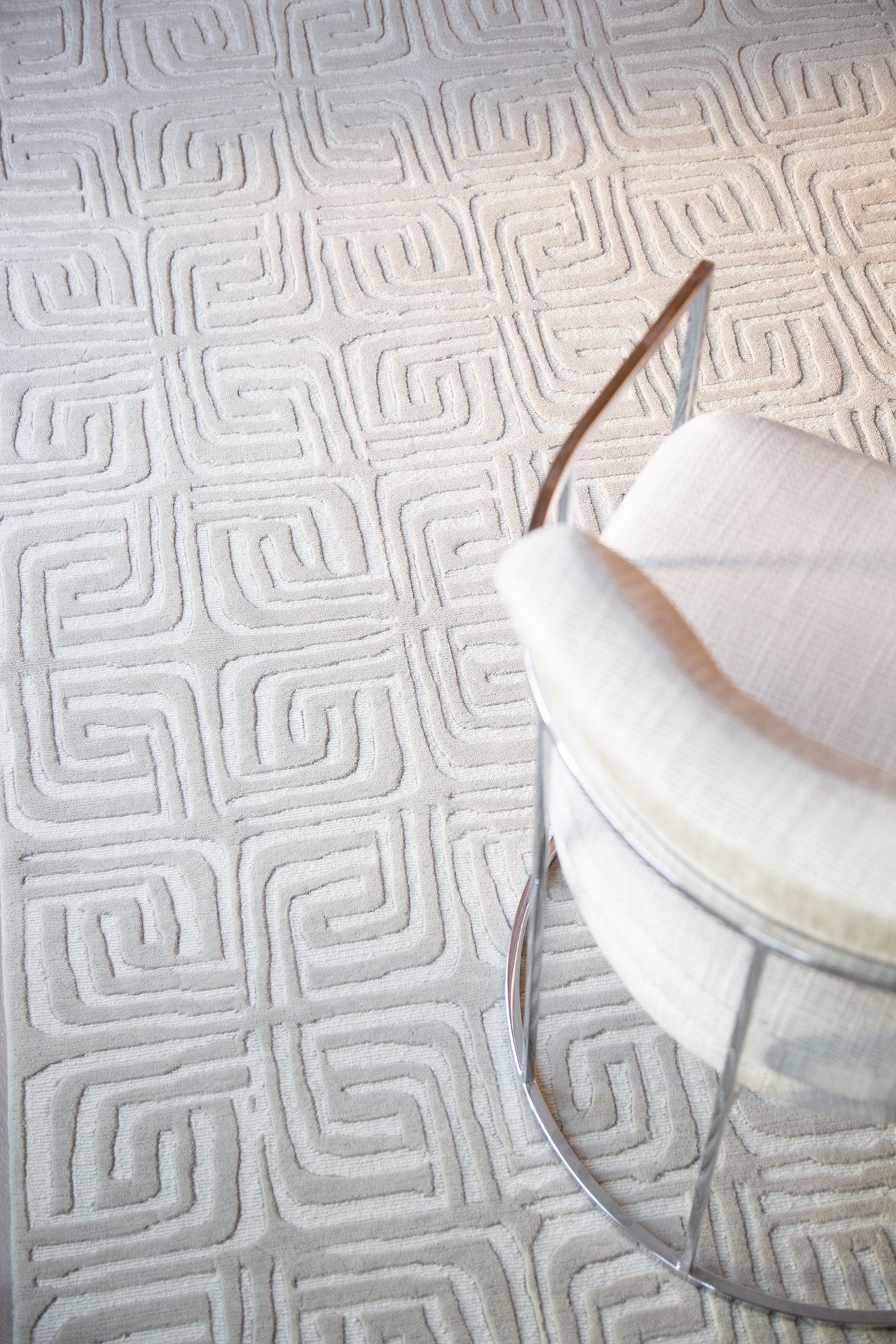 Modern Rug Image 1060 Aniki by Erinn V.