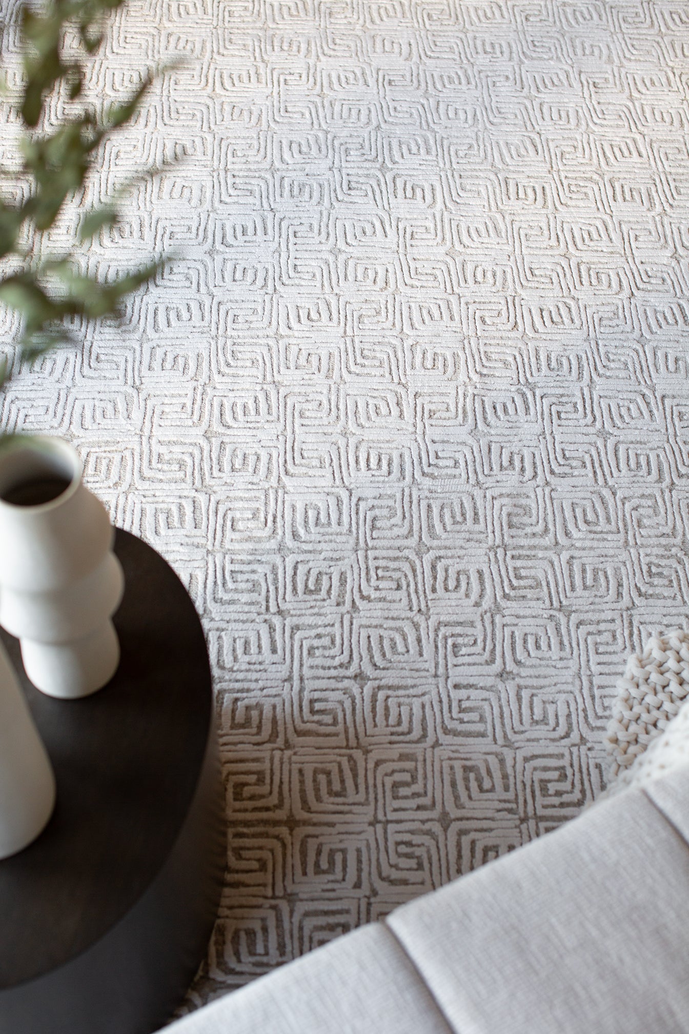 Modern Rug Image 1068 Anikita by Erinn V.