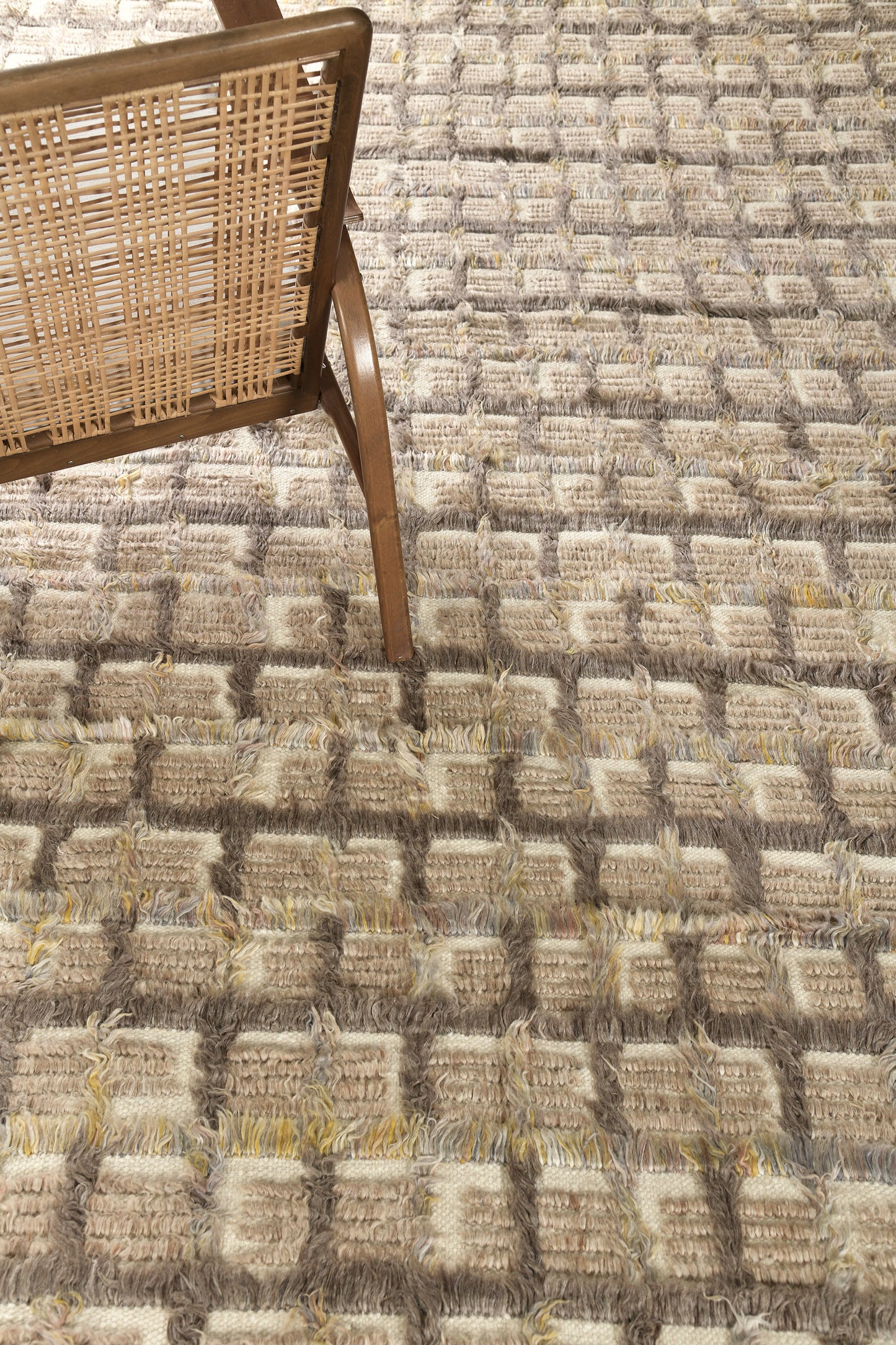 Modern Rug Image 5019 Hanin, Sahara Collection