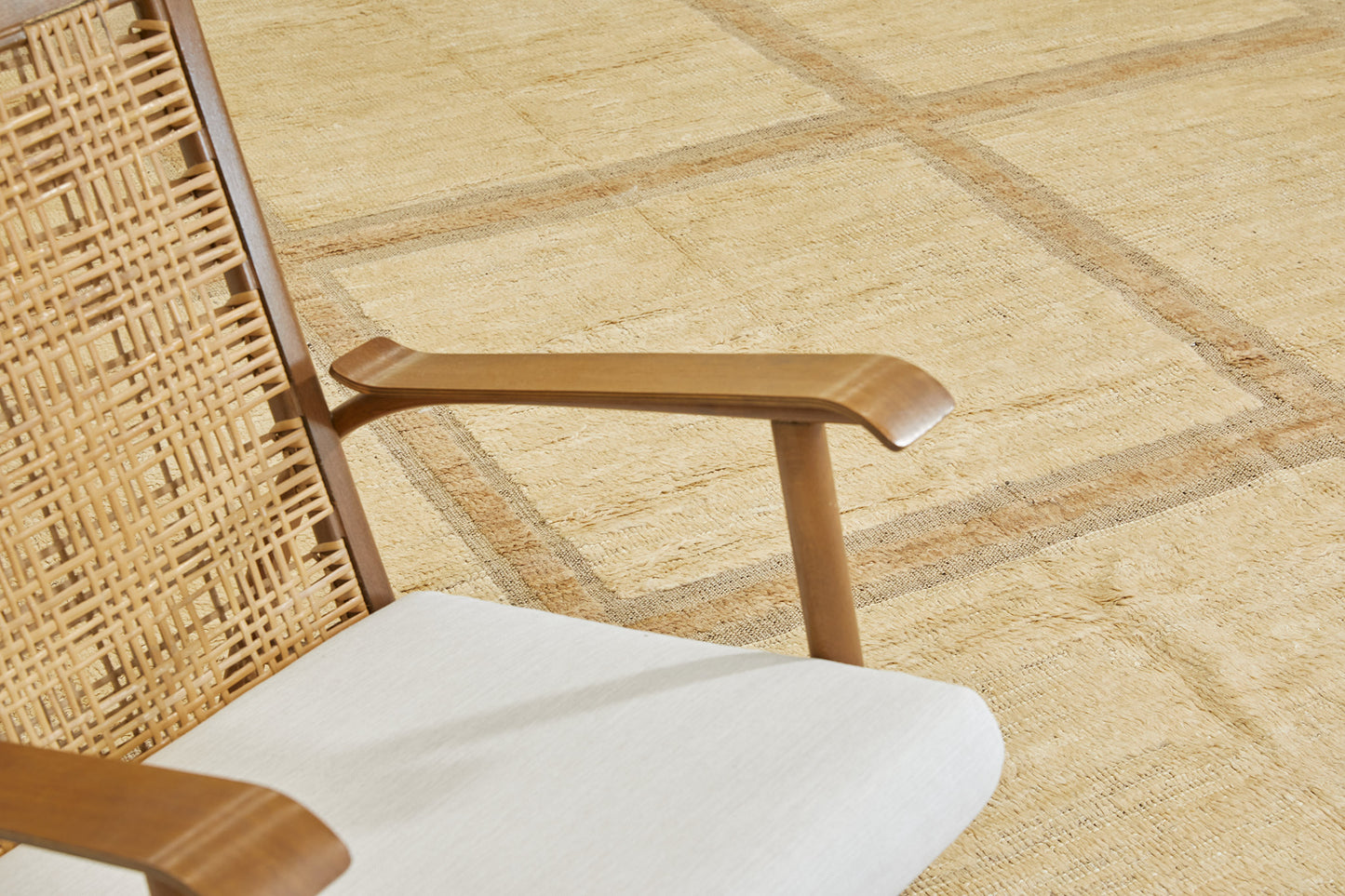 Modern Rug Image 11268 Talasin, Nomad Collection