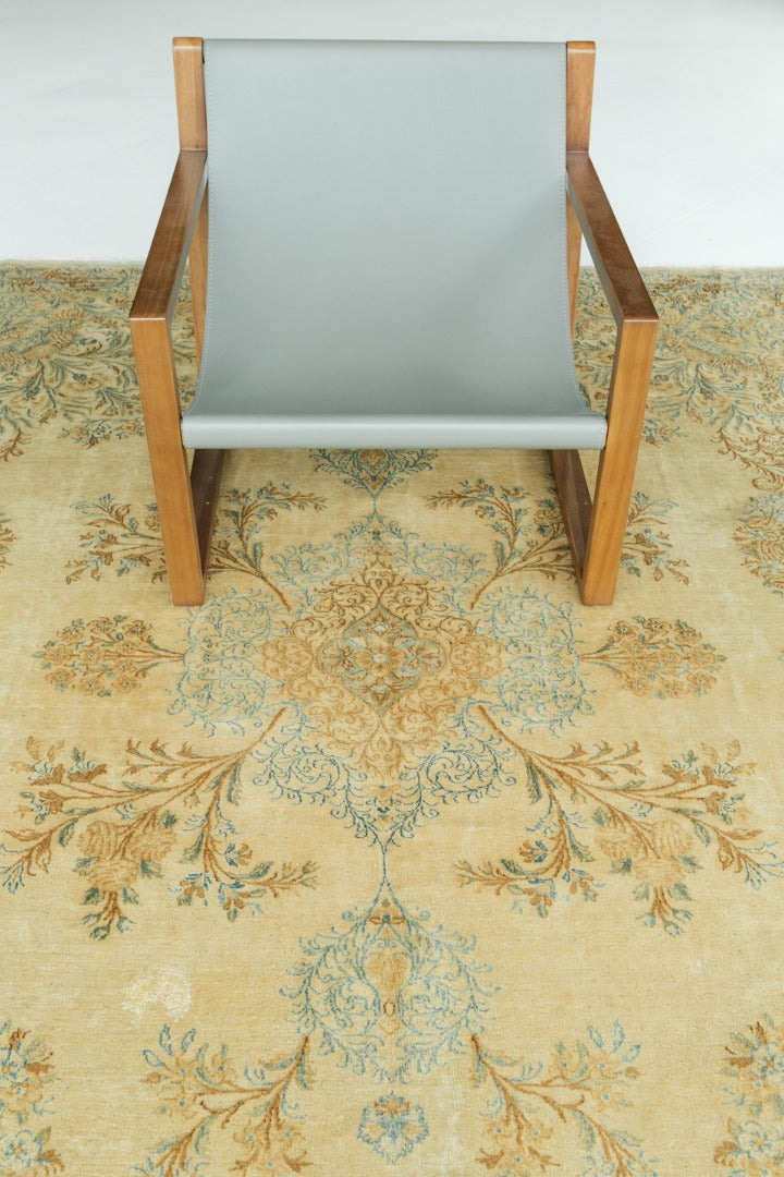Vintage Persian Kerman Rug mo21
