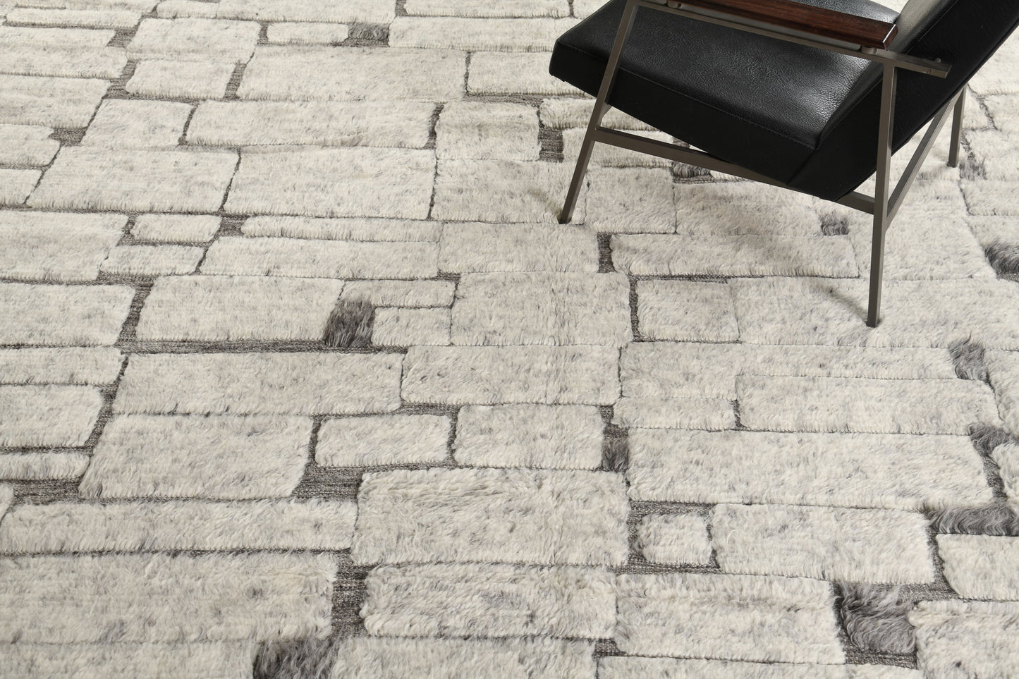 Modern Rug Image 1236 Avocet, Sandpiper Collection
