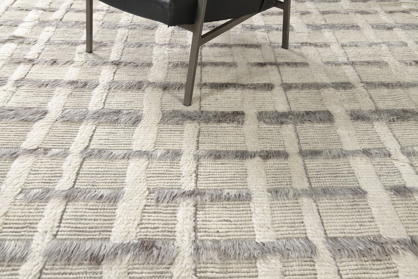 Modern Rug Image 10918 Stork, Sandpiper Collection