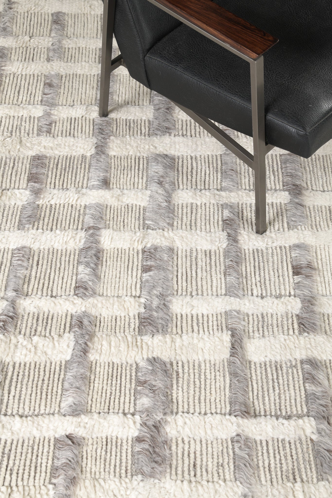 Modern Rug Image 10917 Stork, Sandpiper Collection