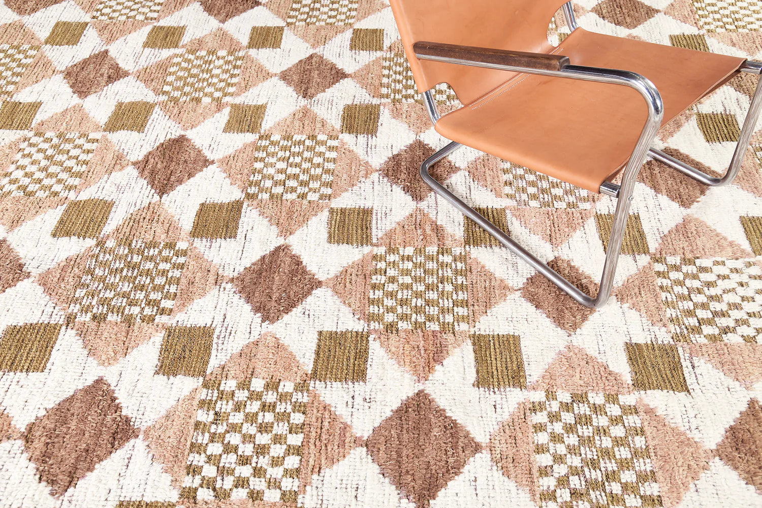 Elevating Your Space with Mid Century Modern Rugs: Embracing Timeless – Mehraban Rugs