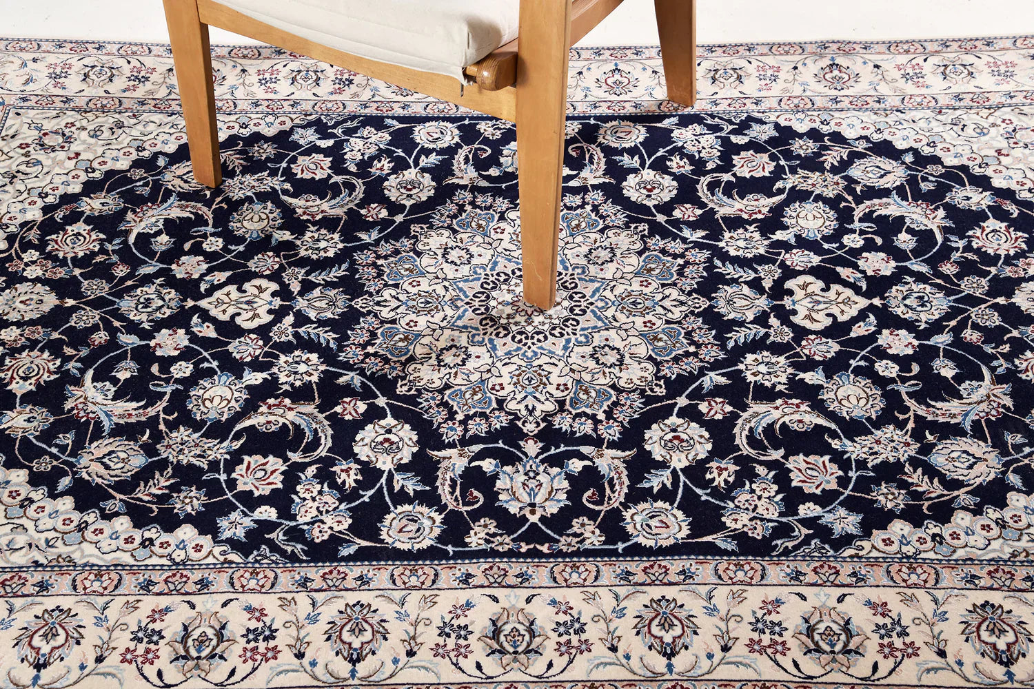 Persian Style Rugs – Mehraban Rugs