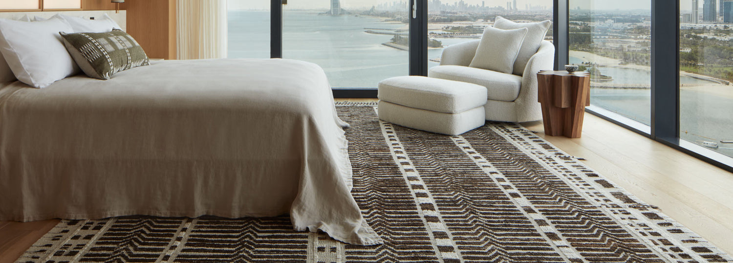 Cozy Up with Brown Rugs