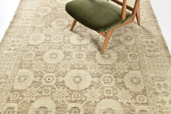 Vintage Style Tabriz Design Rug - styled in room setting [#1] (3)