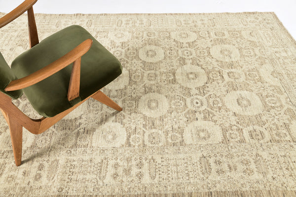 Vintage Style Tabriz Design Rug - close-up of weave texture and pile [#1] (3)