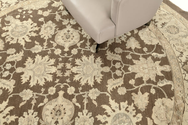 Vintage Style Sultanabad Revival Round Rug - artisan revival weave - detailed border and fringe [#4]