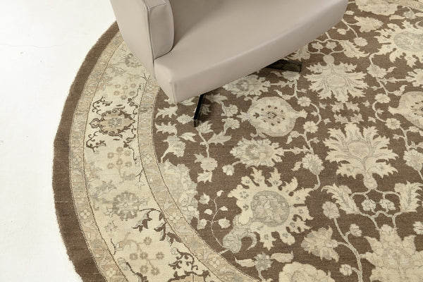 Vintage Style Sultanabad Revival Round Rug - artisan revival weave - close-up of weave texture and pile [#4]