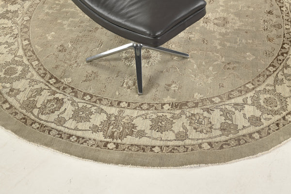 Vintage Style Sultanabad Revival Round Rug - artisan revival weave - close-up of weave texture and pile [#3]