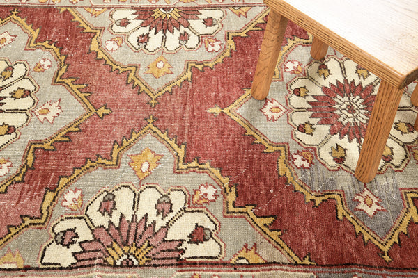 Vintage Turkish Anatolian Runner - hand-knotted in Turkey - detailed border and fringe [#26]