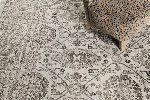 Vintage Style Mahal Design Rug - styled in room setting [#9]