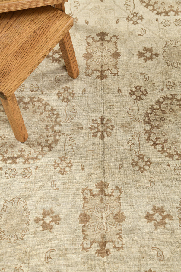 Vintage Style Mahal Style Rug Rapture Collection - overhead flat lay view
