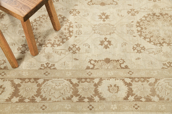 Vintage Style Mahal Style Rug Rapture Collection - detailed border and fringe