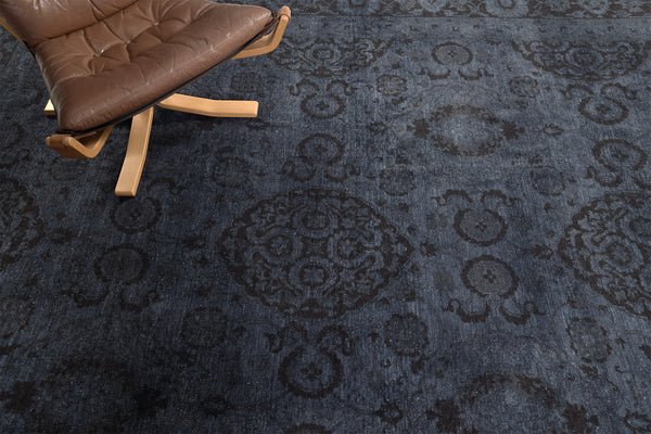 Overdyed Agra Revival Rug - artisan revival weave - close-up of weave texture and pile