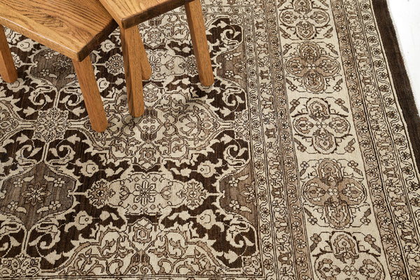 Vintage Style Antique Revival Rug - artisan revival weave - full length showing color variation [#5]