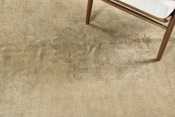 Vintage Turkish Anatolian Rug - hand-knotted in Turkey - full length showing color variation [#116]