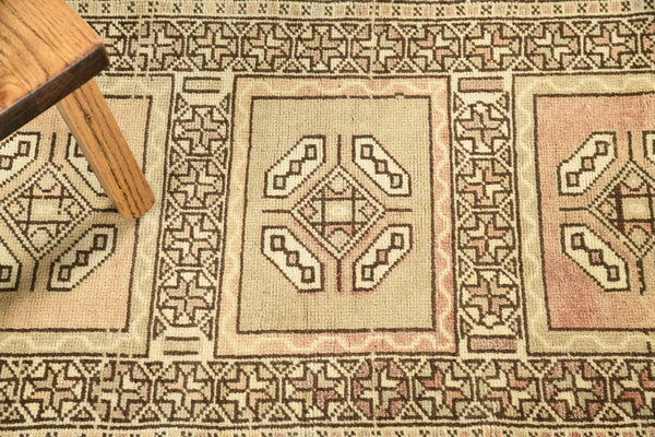 Vintage Turkish Anatolian Rug - hand-knotted in Turkey - detailed border and fringe [#93]
