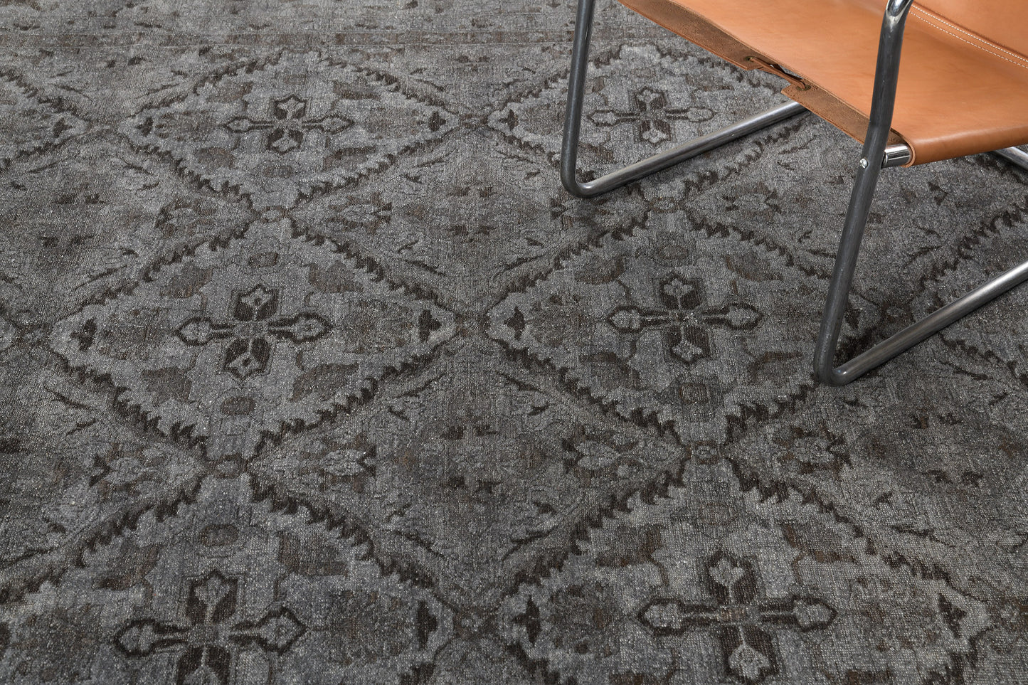 Vintage Style Mahal Panel Design Rug
