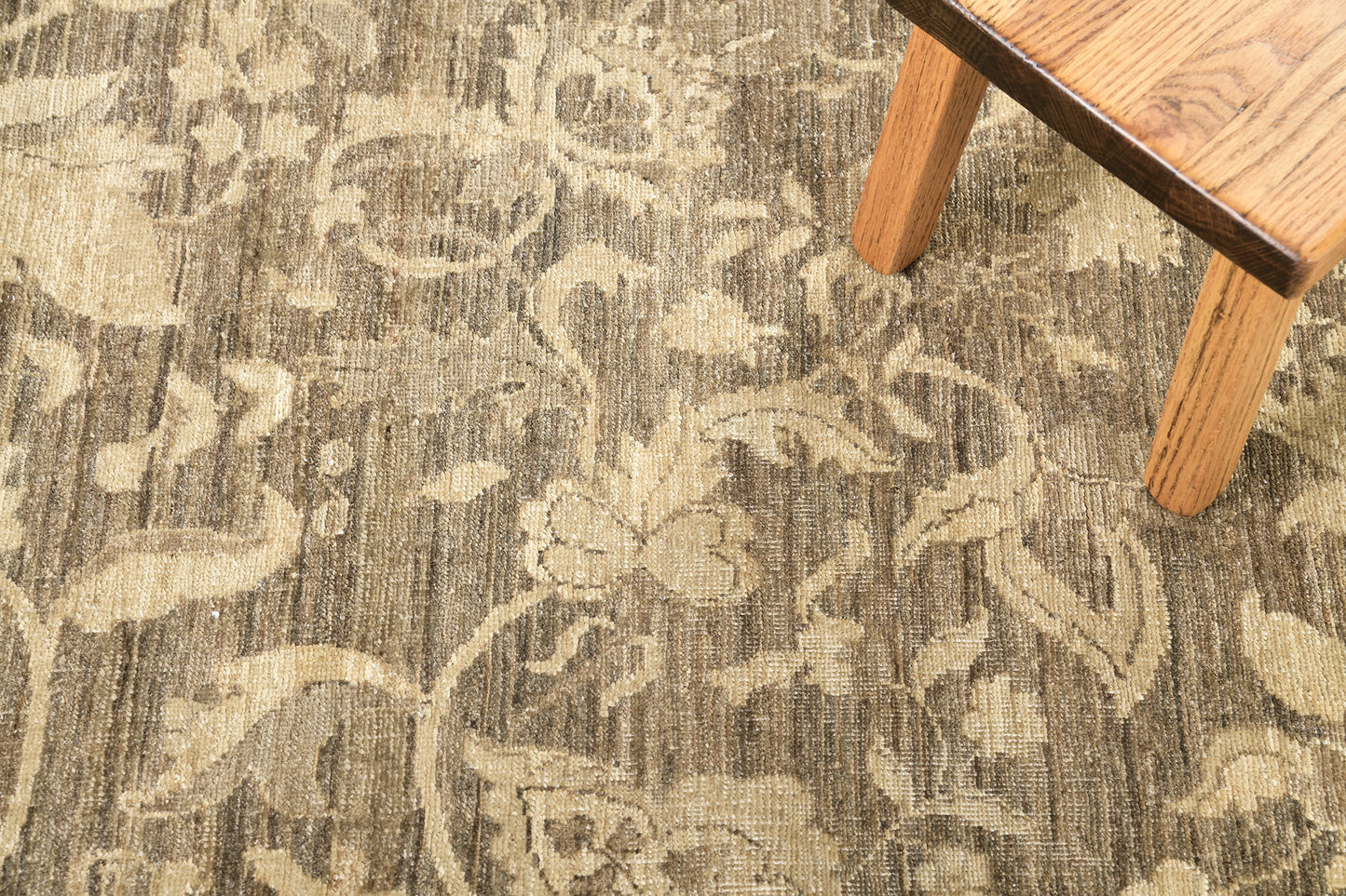 Vintage Style Transitional Design Rapture Collection Rug