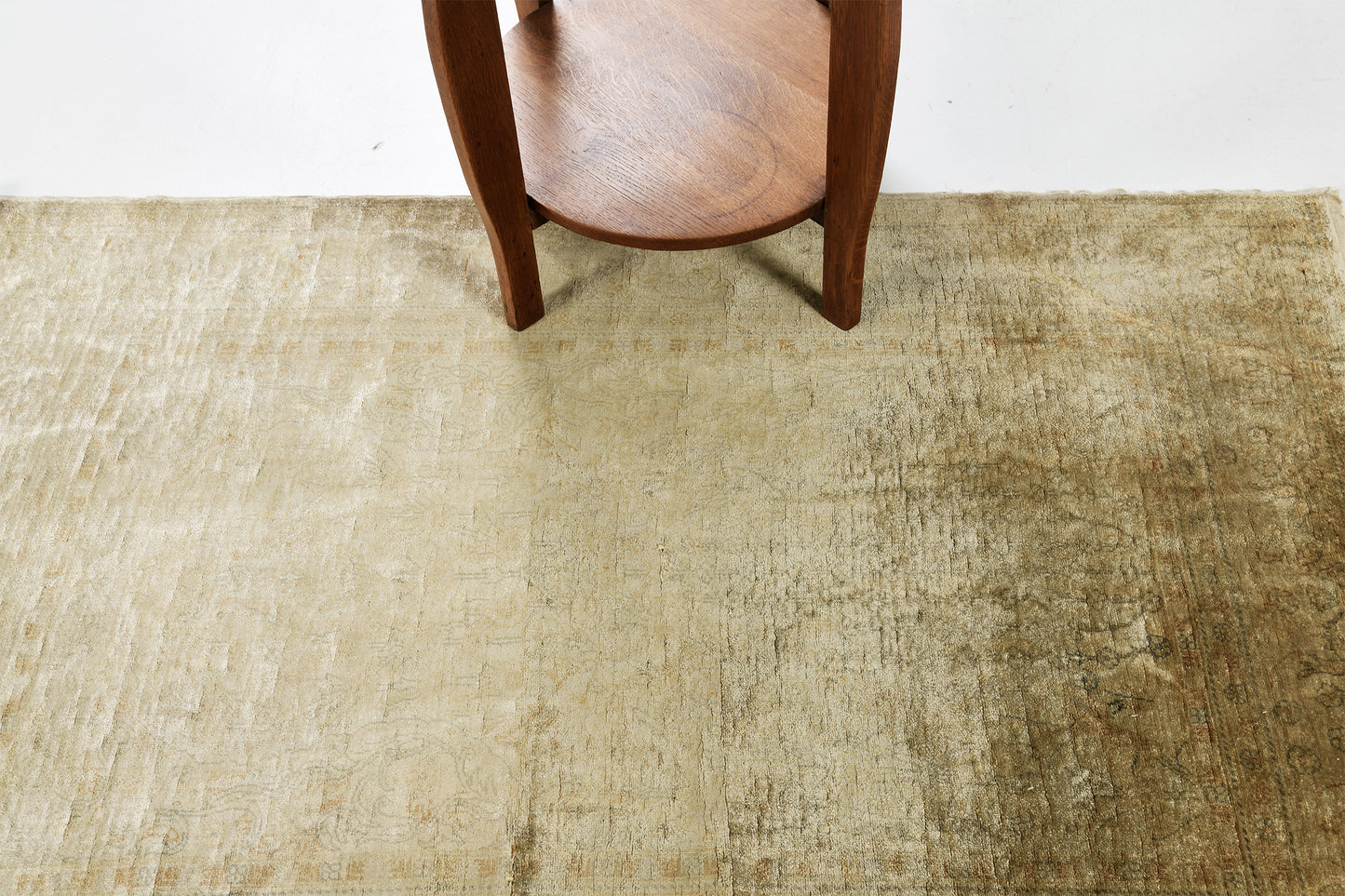 Vintage Turkish Anatolian - hand-knotted in Turkey - detailed border and fringe [#17]
