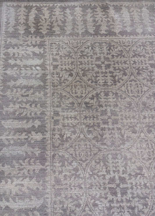 Vintage Style Arts and Crafts Design Rug - overhead flat lay view [#4]