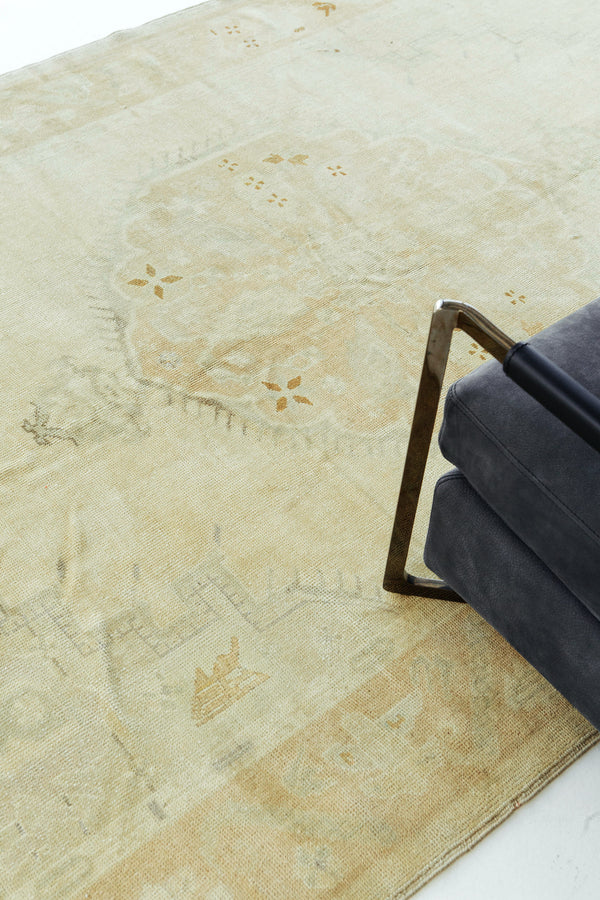 Vintage Turkish Anatolian Rug - hand-knotted in Turkey - overhead flat lay view [#117]