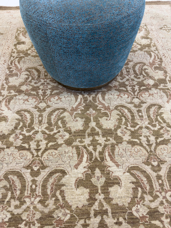 Vintage Style Tabriz Revival - artisan revival weave - close-up of weave texture and pile