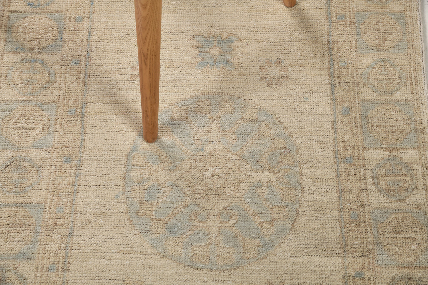 Vintage Style Safira Collection Khotan Design Rug