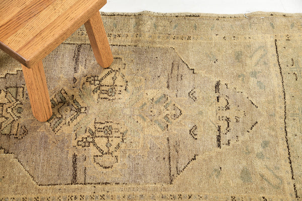 Vintage Turkish Anatolian Rug - hand-knotted in Turkey - detailed border and fringe [#25]