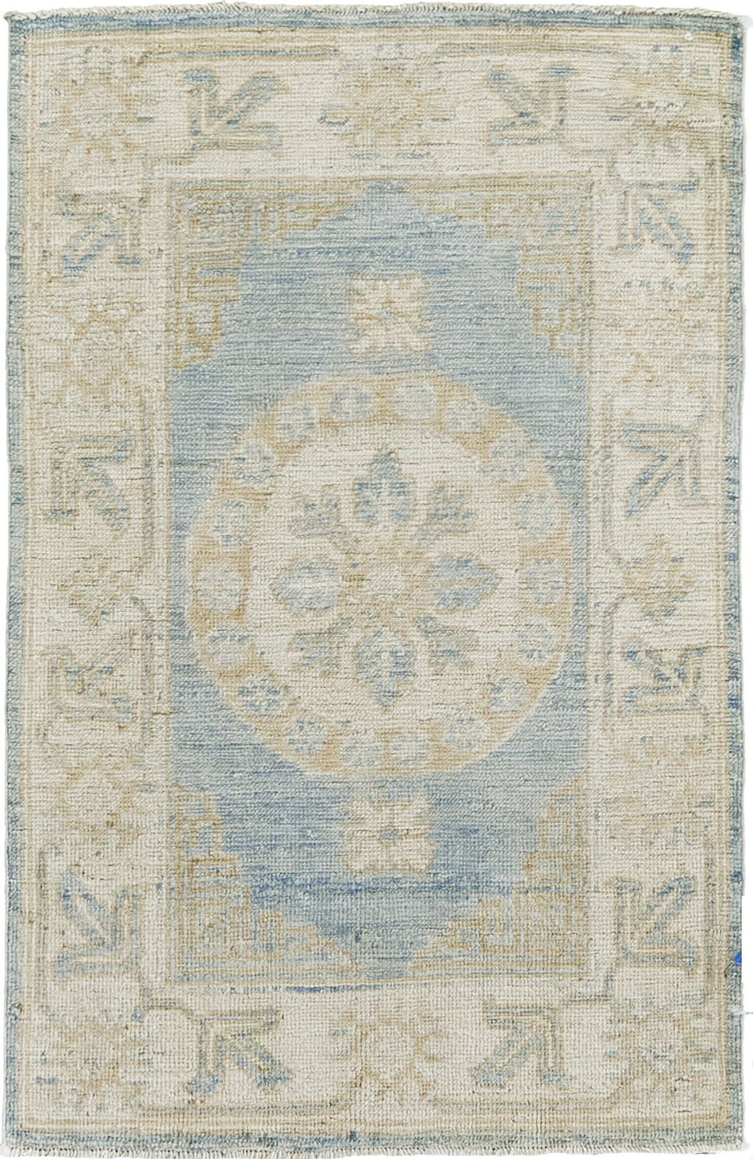 18th Century Khotan Design Revival D5387 Safira