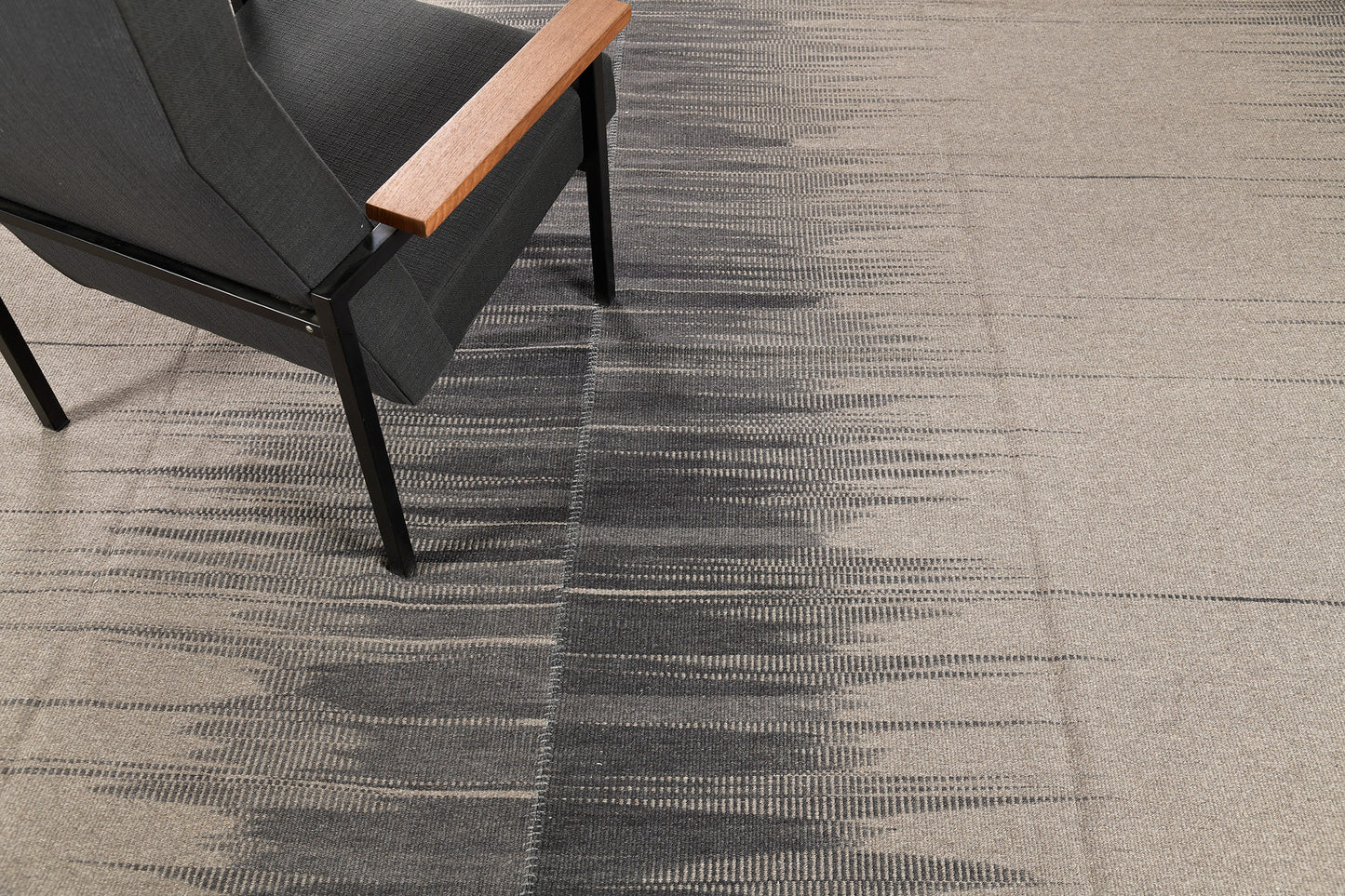 Contemporary Flat-Weave Rug Volare Collection